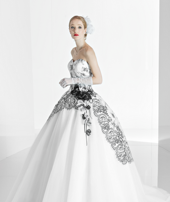 abito da sposa L381